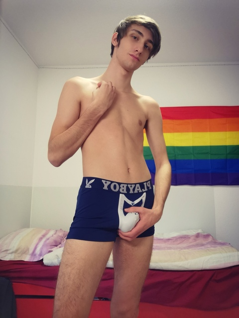 View beebee6 OnlyFans content for free 

 picture 2