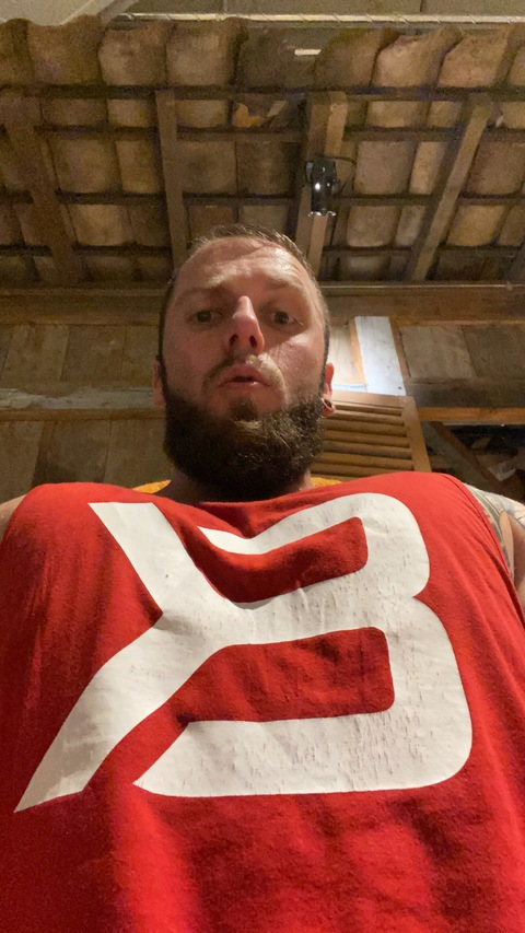 View beefybullp (BeefybullP) OnlyFans 40 Photos and 95 Videos for free 

 picture 2