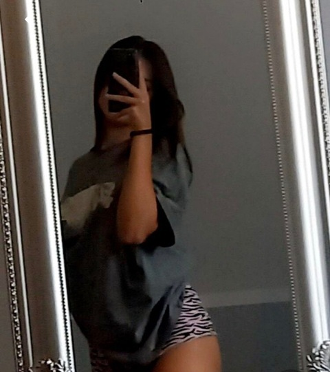 belaaa99 OnlyFans Leaked Photos and Videos 

 picture 2