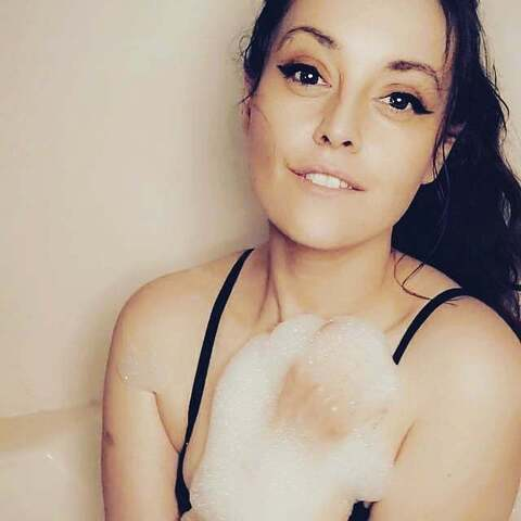 bella.haze OnlyFans Leak (211 Photos and 25 Videos) 

 picture 2