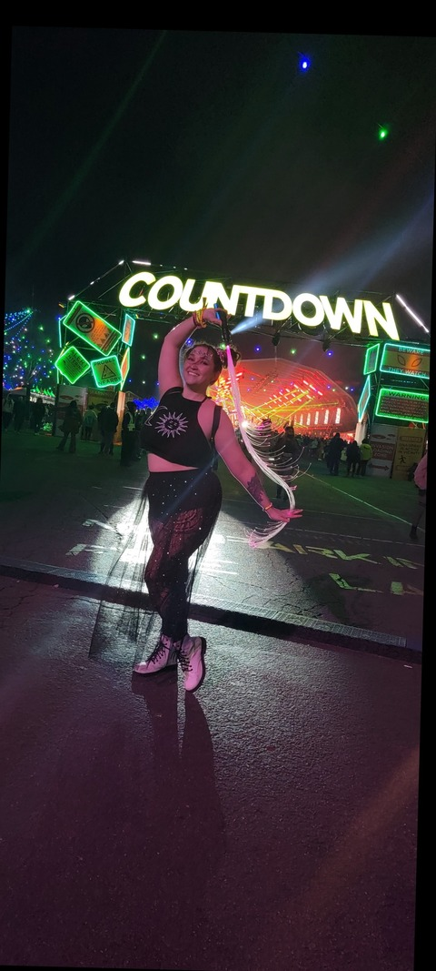 bellaannalise OnlyFans Leak 

 picture 2