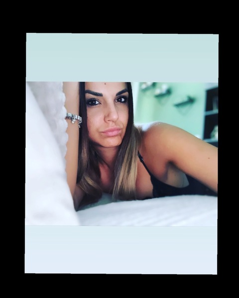 bellaesimpatica (Bellaesimpatica) free OnlyFans Leaked Content 

 picture 2