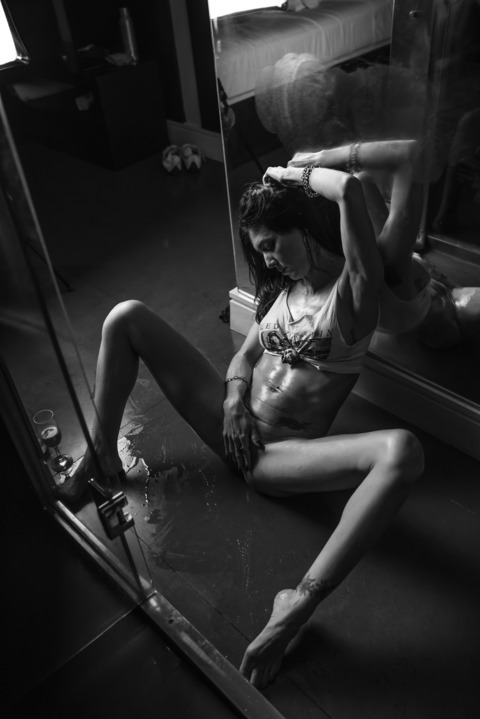 Onlyfans leaks bellahotmam 

 picture 2