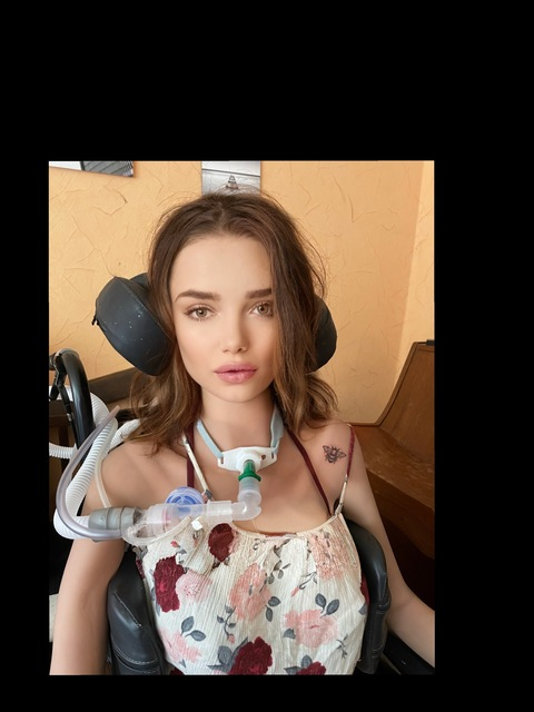 View bellas_place99 OnlyFans content for free 

 picture 2