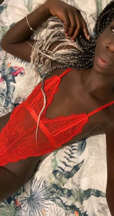 View bellasimone99 OnlyFans content for free 

 picture 2