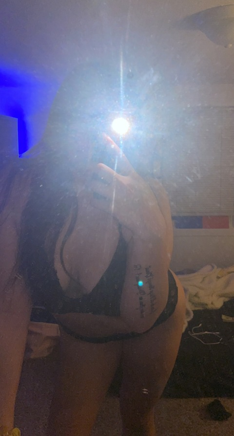 View Bella B (bellasno00) OnlyFans 3 Photos and 2 Videos for free 

 picture 2