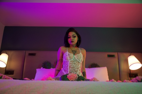 belle222 OnlyFans Leaked (100 Photos and 46 Videos) 

 picture 2