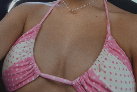 bellllabby (BELLA) free OnlyFans content 

 picture 2