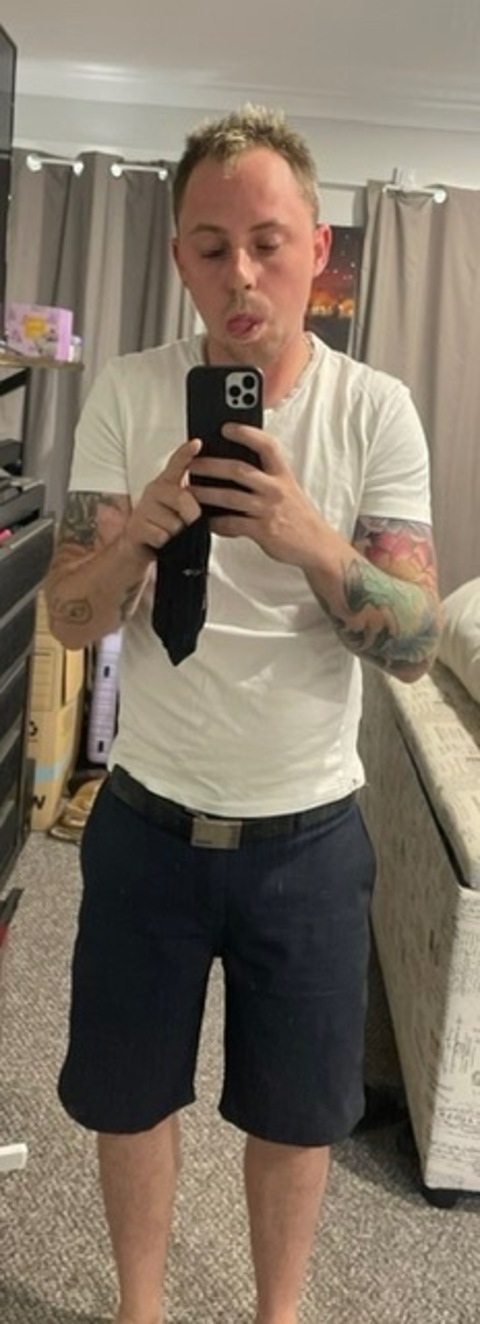 ben89386783 OnlyFans Leak (9 Photos and 2 Videos) 

 picture 2