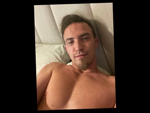 bennett28 (Austin) OnlyFans Leaked Pictures & Videos 

 picture 2