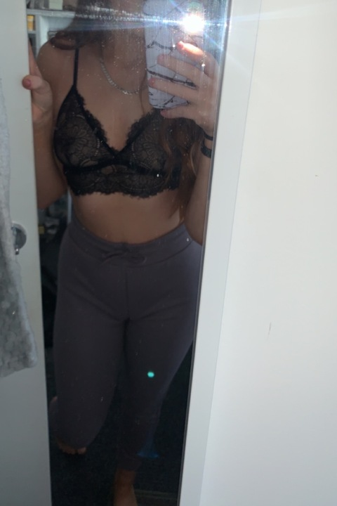 Onlyfans free beth_465 

 picture 2