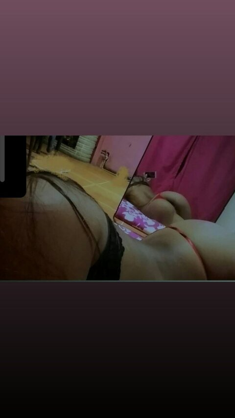 bethlopezz01 OnlyFans Leaks 

 picture 2