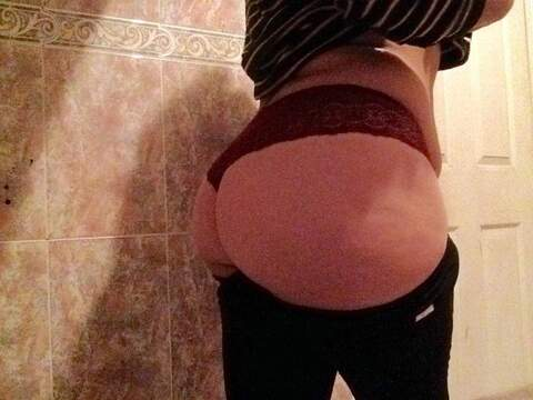 betthlopez OnlyFans Leaked (28 Photos and 2 Videos) 

 picture 2