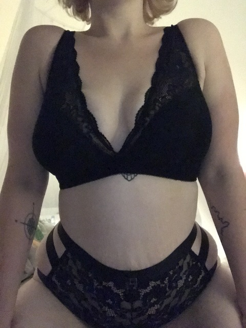Onlyfans leak biabee 

 picture 2