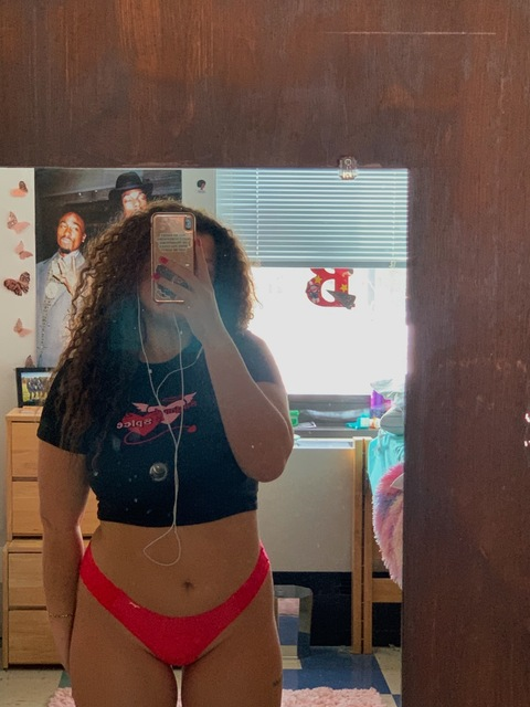 View biancaamara (biancaamara) OnlyFans 42 Photos and 11 Videos for free 

 picture 2