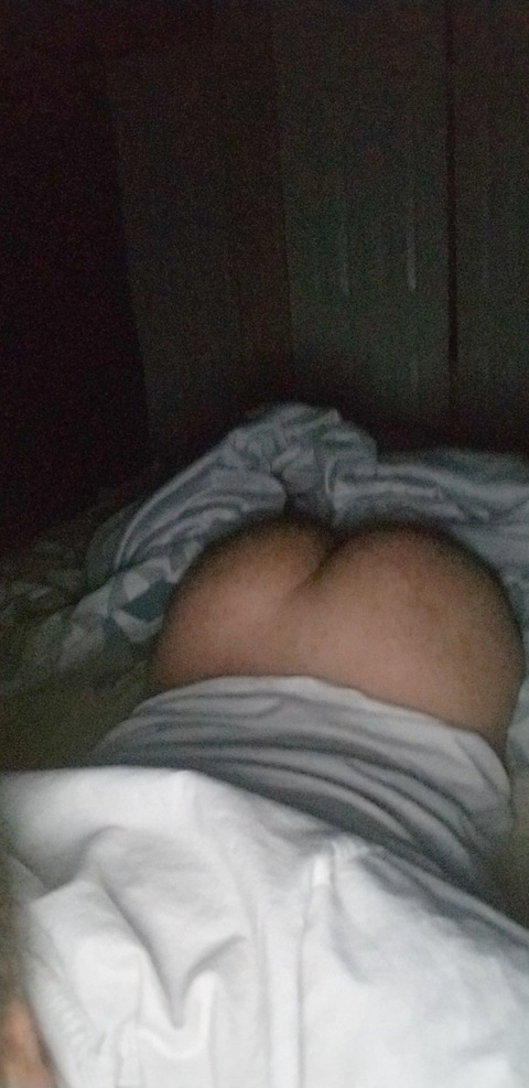 View B (bigb00yy0896) OnlyFans 2 Photos and 3 Videos gallery 

 picture 2