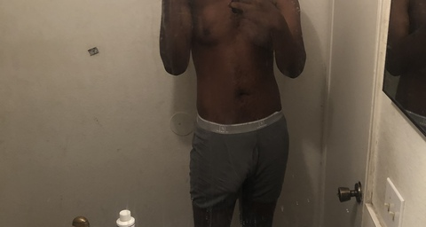 bigdiccbandit6869 (BanditBD) OnlyFans Leaks 

 picture 2