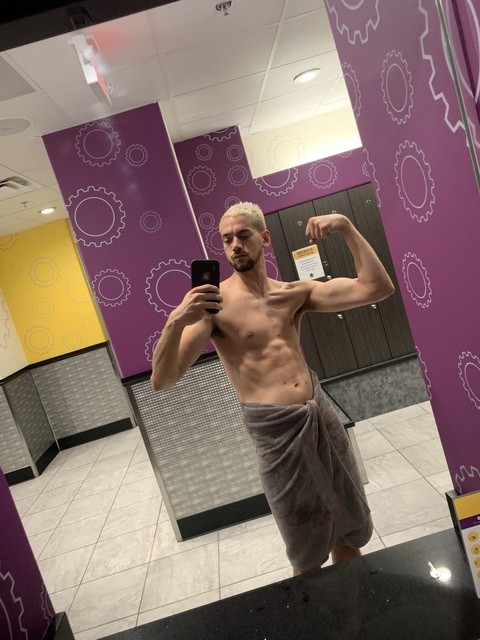 Get Free access to @bigdumbjockboy (Vinnie) Leaked OnlyFans 

 picture 2
