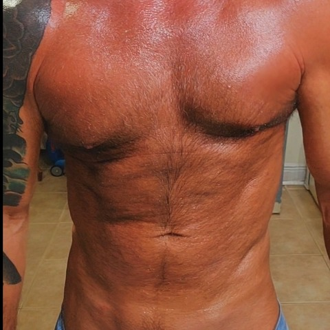 View BigE (biggeezxxx) OnlyFans 11 Photos and 5 Videos gallery 

 picture 2