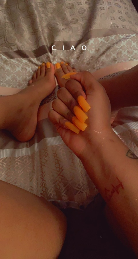 View Regan (biggregan) OnlyFans 16 Photos and 14 Videos leaks 

 picture 2