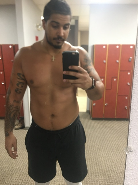 bigsmoove253 (Bigsmoove253) OnlyFans Leaked Pictures and Videos 

 picture 2