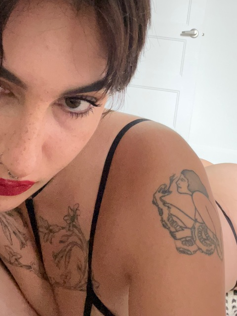 bigtidygothmomy OnlyFans Leak (13 Photos and 3 Videos) 

 picture 2