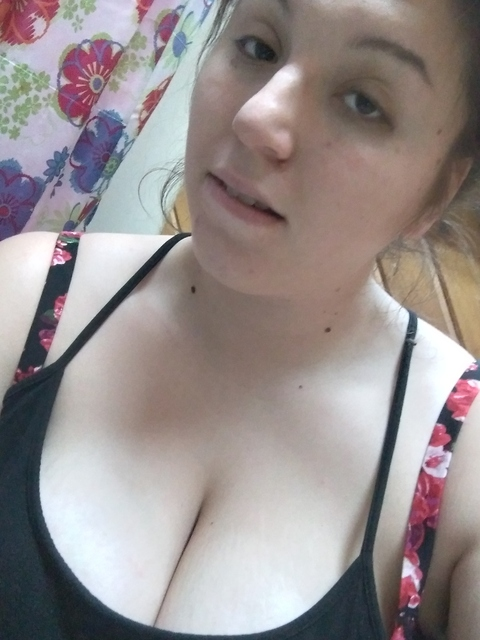Free access to @bigtittiesprincess918 (Big tiddie princess) Leaked OnlyFans 

 picture 2