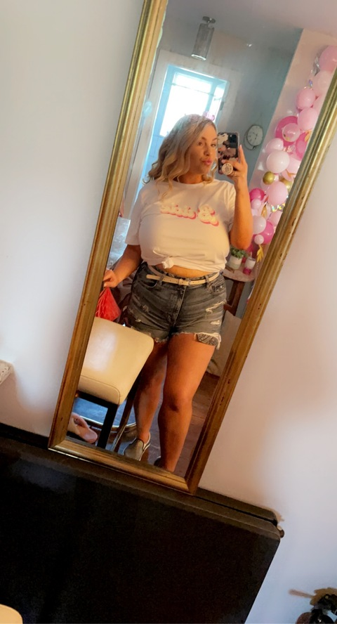 View Tess 💋 (bigtittytess) OnlyFans 35 Photos and 10 Videos for free 

 picture 2