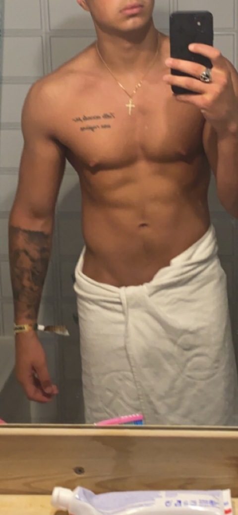 bigzee2002 (Jake Biggins) free OnlyFans Leaked Pictures & Videos 

 picture 2