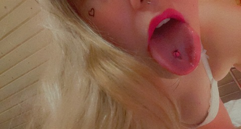 bish.may (May) OnlyFans Leaked Pictures & Videos 

 picture 2