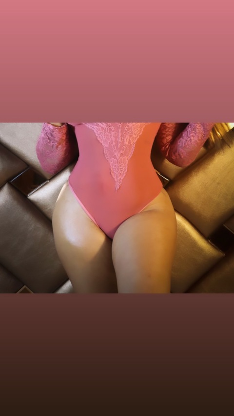 View bitchlove1 OnlyFans content for free 

 picture 2
