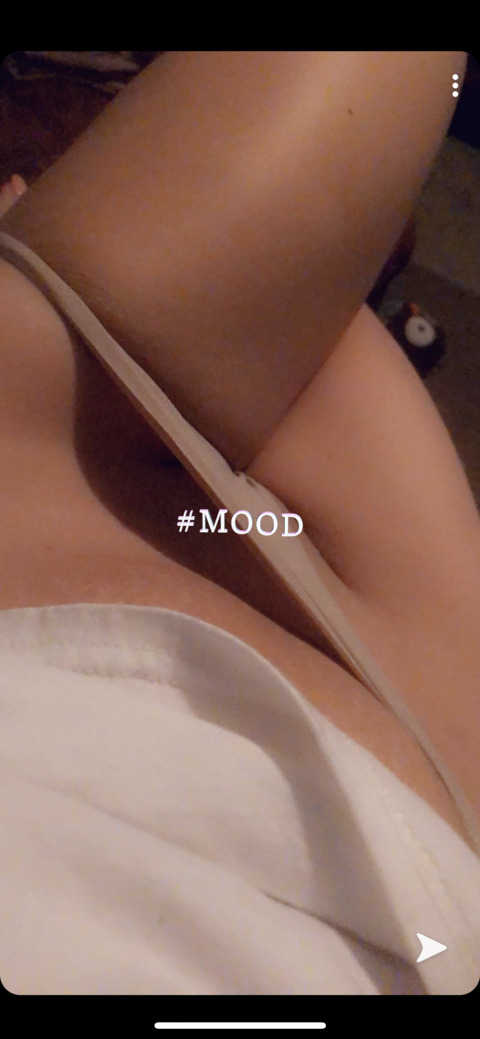 bizzielizzie OnlyFans Leaks 

 picture 2