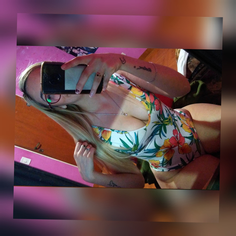 @bizzle0 leaked Onlyfans photos for free 

 picture 2