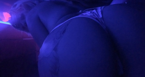 black.rozayy (Black Rosé) OnlyFans Leaked Pictures & Videos 

 picture 2