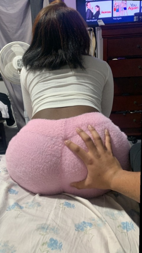 Get Free access to @blackbeautylo Leaks OnlyFans 

 picture 2