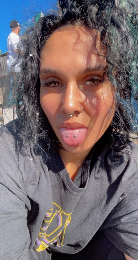 Onlyfans leaks blakqueenrara89 

 picture 2