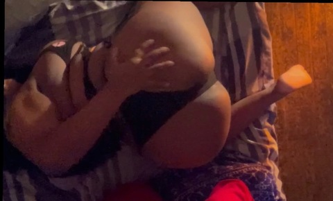 View blkaltslut (Ms. Good pussy 🍓) OnlyFans 40 Photos and 44 Videos gallery 

 picture 2
