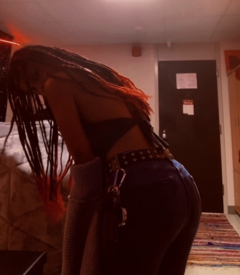 blkxmadnna OnlyFans Leak 

 picture 2