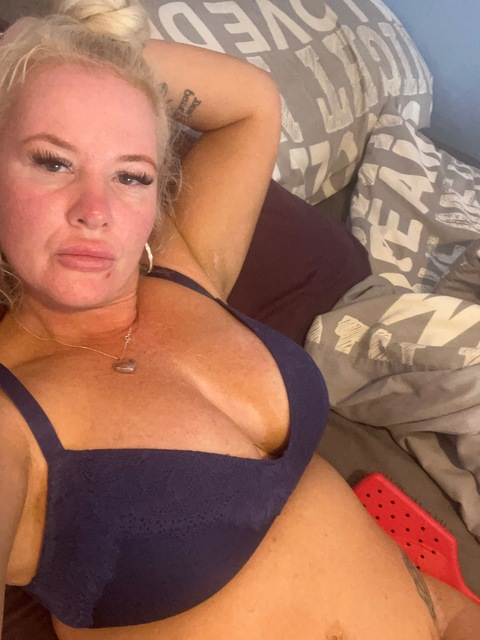 blondebabe1980 OnlyFans Leak (93 Photos and 6 Videos) 

 picture 2