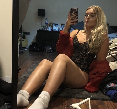 Onlyfans free content blondebabygirlxo 

 picture 2