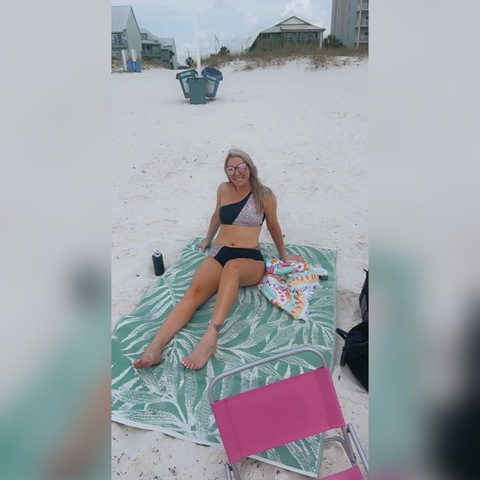 @blondebluegorgeous leaks Onlyfans content free 

 picture 2