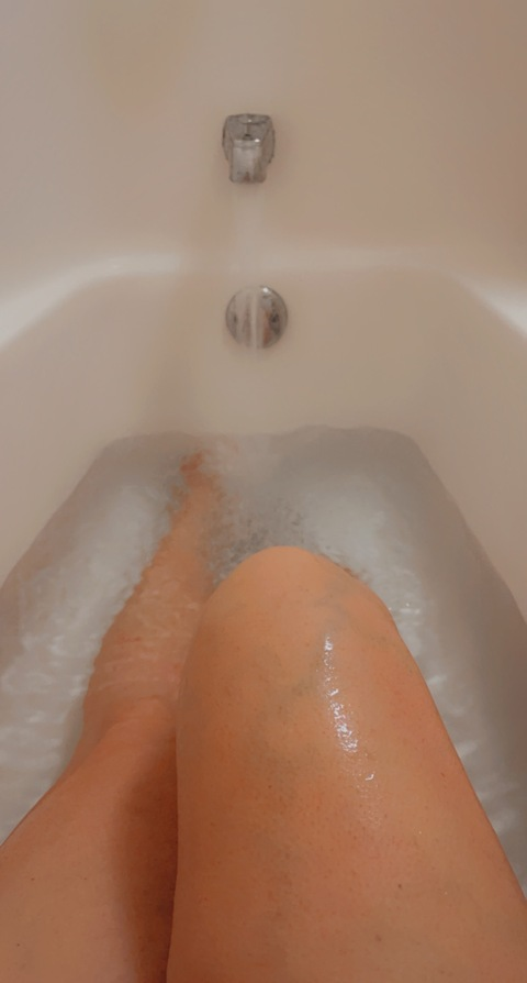 View blondelife22 (Blondelife) OnlyFans 67 Photos and 6 Videos gallery 

 picture 2
