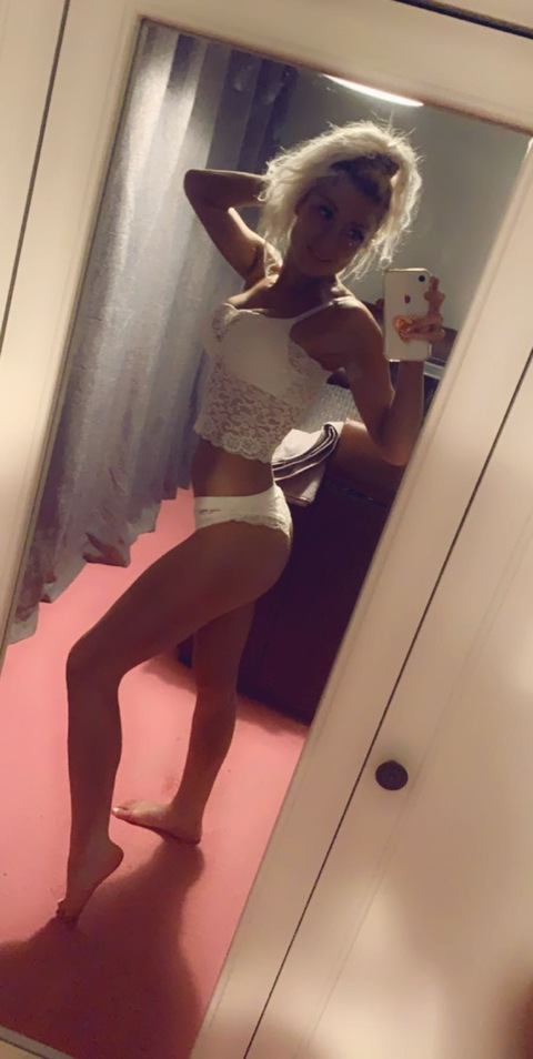 Onlyfans leak blondelolliepop 

 picture 2