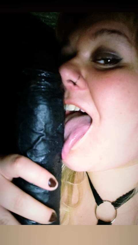 View blondeonfire OnlyFans videos and photos for free 

 picture 2