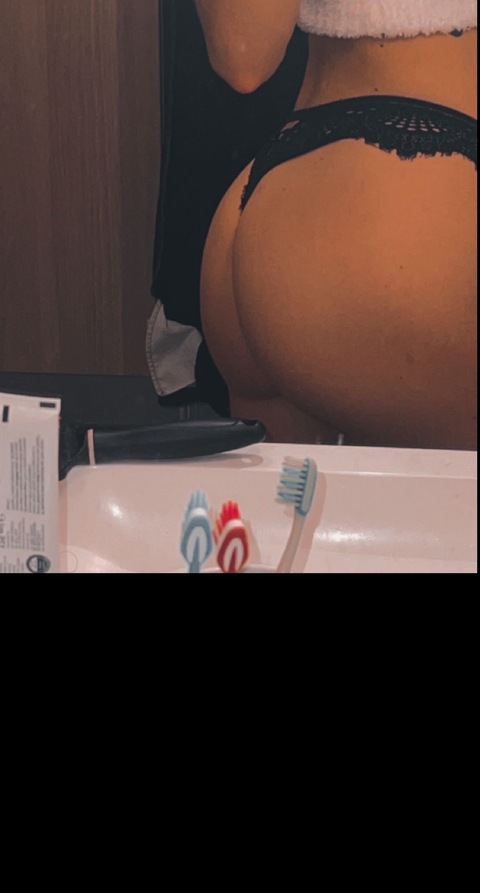 Onlyfans free content blondeprincess1 

 picture 2