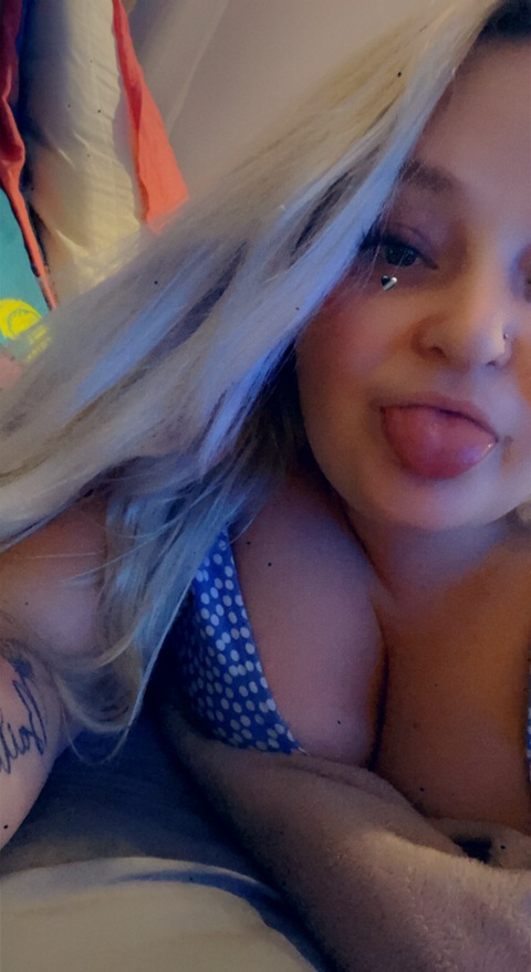 View blondie_babe1 OnlyFans videos and photos for free 

 picture 2