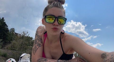 View blondxxx99 (B👑 -FREE) OnlyFans 37 Photos and 14 Videos leaked 

 picture 2