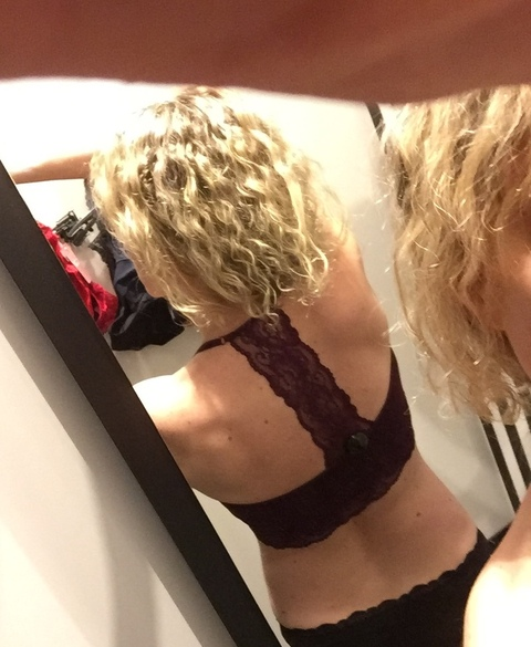 blosika OnlyFans Leaks (512 Photos and 59 Videos) 

 picture 2