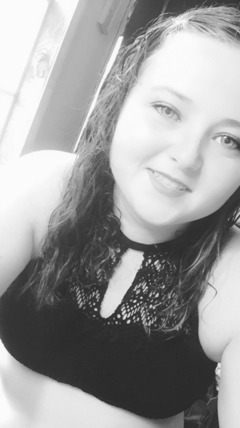 blueeyedbeauty99 (Zoey) OnlyFans content 

 picture 2