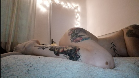 View Valerie Blue (bluevelvetvalerie) OnlyFans 141 Photos and 6 Videos gallery 

 picture 2